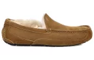 UGG Ascot Slipper Chestnut sneaker – termékfotó, oldalnézet