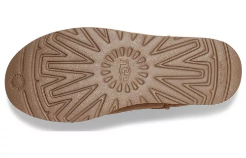 UGG Classic Ultra Mini Platform Boot Chestnut (Women's) magas szárú sneaker – termékfotó, oldalnézet