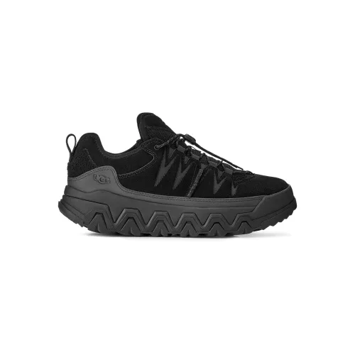 UGG CapTrail Low Black alacsony szárú sneaker – termékfotó, oldalnézet