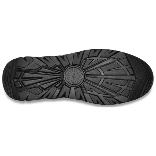 UGG CapTrail Low Black alacsony szárú sneaker – termékfotó, oldalnézet