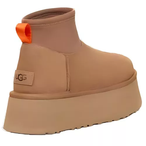 UGG Classic Mini Dipper Boot Chestnut (Women's) magas szárú sneaker – termékfotó, oldalnézet