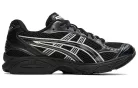 ASICS Gel-Kayano 14 Black Pure Silver alacsony szárú sneaker – termékfotó, oldalnézet