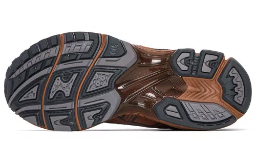 ASICS Gel-Kayano 14 Earthenware Pack Rusty Brown alacsony szárú sneaker – termékfotó, oldalnézet
