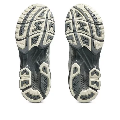 ASICS Gel-Kayano 14 Concrete Pure Silver alacsony szárú sneaker – termékfotó, oldalnézet