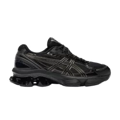 ASICS Gel-Kinetic Fluent Black Graphite Grey alacsony szárú sneaker – termékfotó, oldalnézet