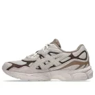 ASICS Gel-NYC Mineral Beige alacsony szárú sneaker – termékfotó, oldalnézet