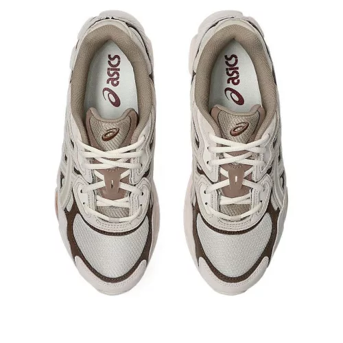 ASICS Gel-NYC Mineral Beige alacsony szárú sneaker – termékfotó, oldalnézet