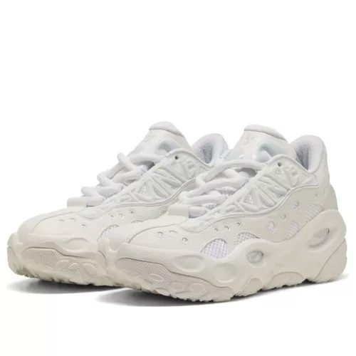 Puma LaMelo Ball LaFrancé RNR Triple White alacsony szárú sneaker – termékfotó, oldalnézet