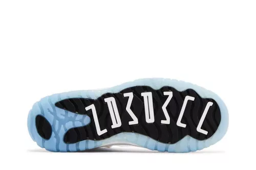 Jordan 11 Retro Legend Blue (2024) (PS) magas szárú sneaker – termékfotó, oldalnézet