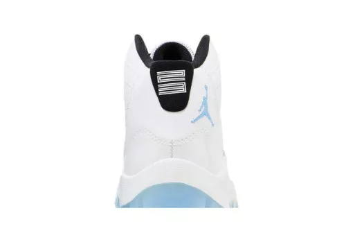 Jordan 11 Retro Legend Blue (2024) (PS) magas szárú sneaker – termékfotó, oldalnézet