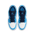 Jordan 1 Low UNC (GS) alacsony szárú sneaker – termékfotó, oldalnézet