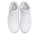 Jordan 1 Mid Triple White közepes szárú sneaker – termékfotó, oldalnézet