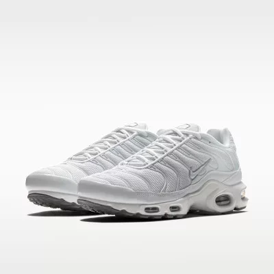 Nike Air Max Plus White férfi alacsony szárú utcai sneaker fehér