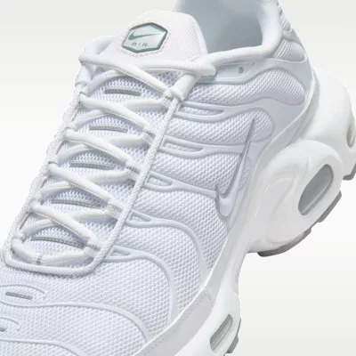 Nike Air Max Plus White férfi alacsony szárú utcai sneaker fehér