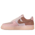 Wmns Air Force 1 '07 Low Premium 'Washed Coral' alacsony szárú sneaker – termékfotó, oldalnézet