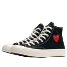 Converse Chuck Taylor All Star 70 Hi Comme des Garcons PLAY Single Heart Black magas szárú sneaker – termékfotó, oldalnézet