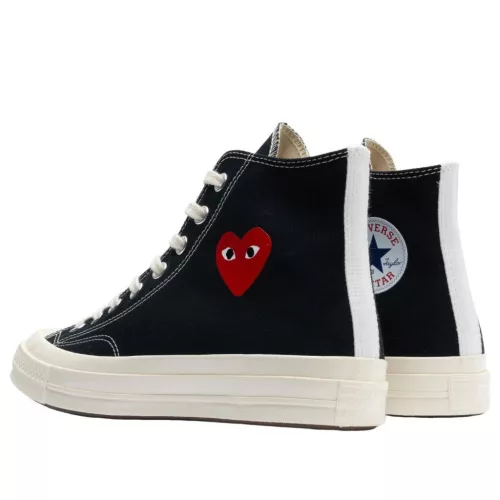 Converse Chuck Taylor All Star 70 Hi Comme des Garcons PLAY Single Heart Black magas szárú sneaker – termékfotó, oldalnézet