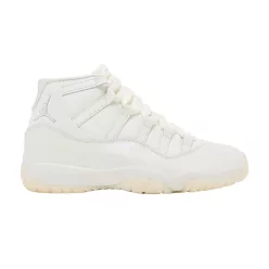 Jordan 11 Retro Pearl alacsony szárú sneaker – termékfotó, oldalnézet