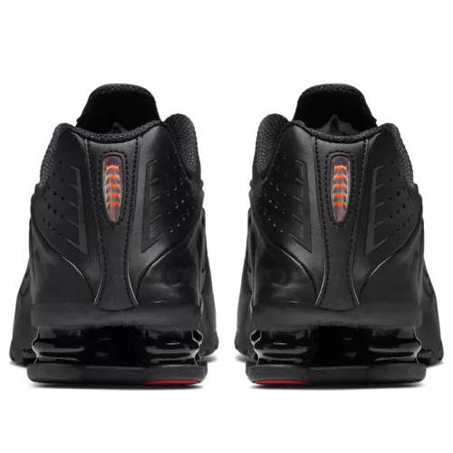 Nike Shox R4 Black (Women's) alacsony szárú sneaker – termékfotó, oldalnézet