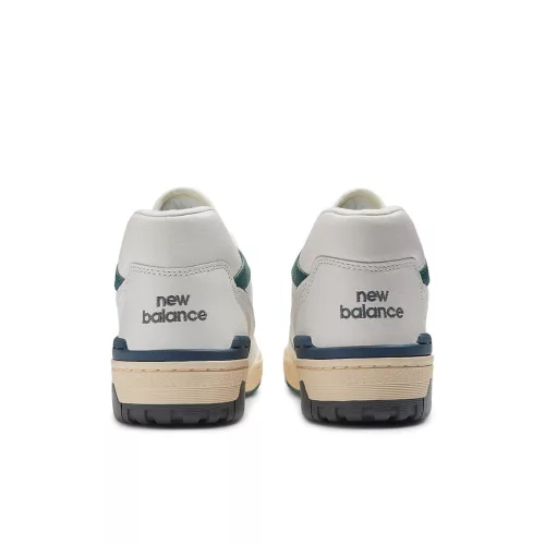 New Balance 550 New Spruce Mini Logo alacsony szárú sneaker – termékfotó, oldalnézet