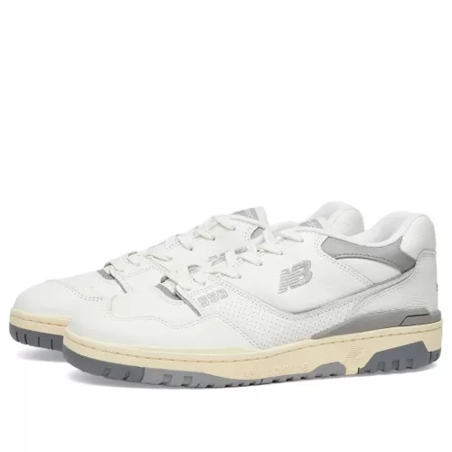 New Balance 550 Away Grey Mini Logo alacsony szárú sneaker – termékfotó, oldalnézet