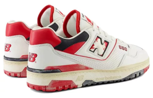 New Balance 550 Vintage Pack Team Red alacsony szárú sneaker – termékfotó, oldalnézet