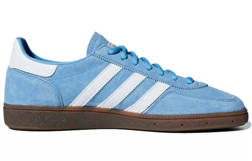 adidas Handball Spezial Light Blue alacsony szárú sneaker – termékfotó, oldalnézet