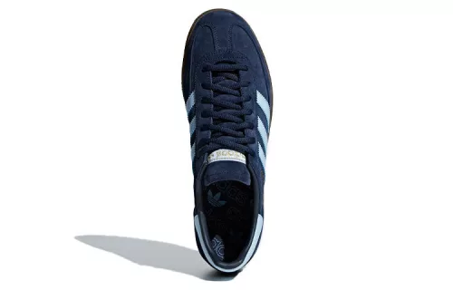 adidas Handball Spezial Navy Gum alacsony szárú sneaker – termékfotó, oldalnézet