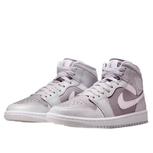 Jordan 1 Mid Photon Dust Atmosphere Grey (Women's) közepes szárú sneaker – termékfotó, oldalnézet