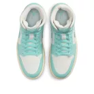 Jordan 1 Mid Light Dew (Women's) közepes szárú sneaker – termékfotó, oldalnézet