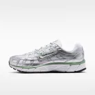 Nike P-6000 Metallic Silver White Steam (Women's) alacsony szárú sneaker – termékfotó, oldalnézet