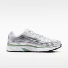 Nike P-6000 Metallic Silver White Steam (Women's) alacsony szárú sneaker – termékfotó, oldalnézet