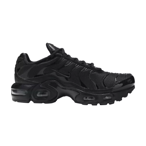 Nike Air Max Plus Triple Black (GS) alacsony szárú sneaker – termékfotó, oldalnézet