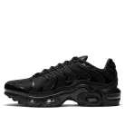 Nike Air Max Plus Triple Black (GS) alacsony szárú sneaker – termékfotó, oldalnézet