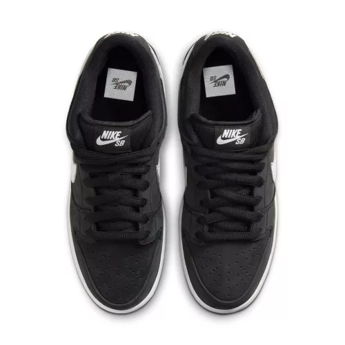 Nike SB Dunk Low Pro Black Gum alacsony szárú sneaker – termékfotó, oldalnézet