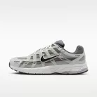 Nike P-6000 Atmosphere Grey Pencil Point alacsony szárú sneaker – termékfotó, oldalnézet