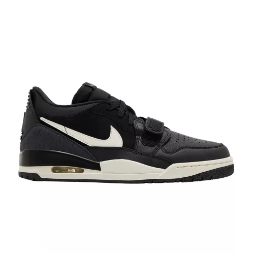 Jordan Legacy 312 Low Black Phantom alacsony szárú sneaker – termékfotó, oldalnézet