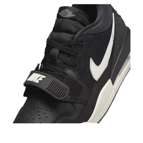 Jordan Legacy 312 Low Black Phantom alacsony szárú sneaker – termékfotó, oldalnézet