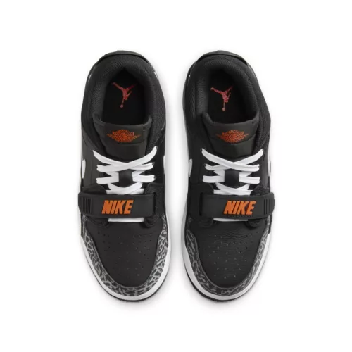 Jordan Legacy 312 Low Black White Safety Orange (GS) alacsony szárú sneaker – termékfotó, oldalnézet