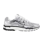 Nike P-6000 Metallic Silver alacsony szárú sneaker – termékfotó, oldalnézet