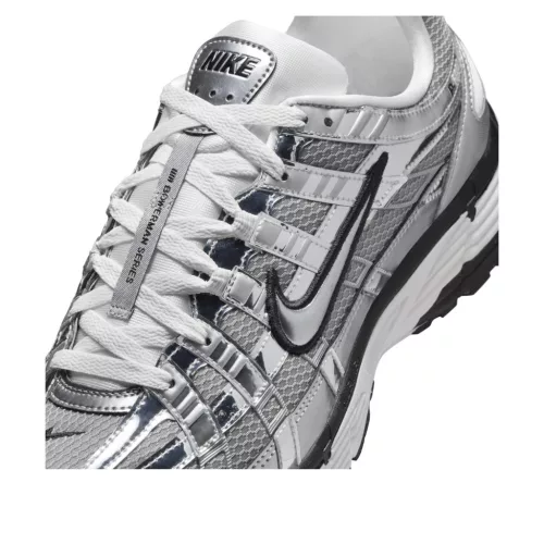 Nike P-6000 Metallic Silver alacsony szárú sneaker – termékfotó, oldalnézet