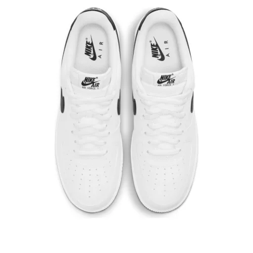 Nike Air Force 1 Low '07 White Black Pebbled Leather alacsony szárú sneaker – termékfotó, oldalnézet