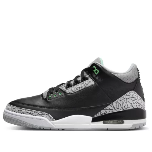 Jordan 3 Retro Green Glow alacsony szárú sneaker – termékfotó, oldalnézet