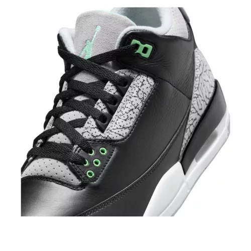 Jordan 3 Retro Green Glow alacsony szárú sneaker – termékfotó, oldalnézet