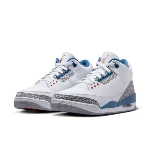 Jordan 3 Retro Wizards magas szárú sneaker – termékfotó, oldalnézet