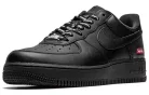 Nike Air Force 1 Low Supreme Black alacsony szárú sneaker – termékfotó, oldalnézet