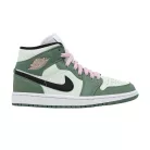 Jordan 1 Mid Dutch Green (Women's) közepes szárú sneaker – termékfotó, oldalnézet