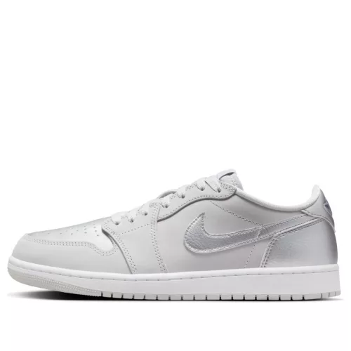 Jordan 1 Low OG Metallic Silver alacsony szárú sneaker – termékfotó, oldalnézet