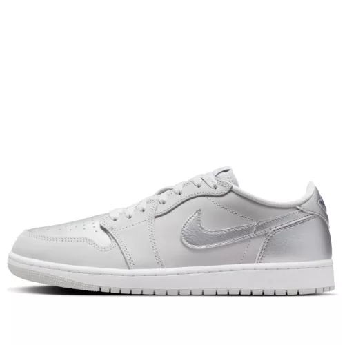 Jordan 1 Low OG Metallic Silver alacsony szárú sneaker – termékfotó, oldalnézet