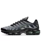 Nike Air Max Plus Black Particle Grey Vapour Green alacsony szárú sneaker – termékfotó, oldalnézet
